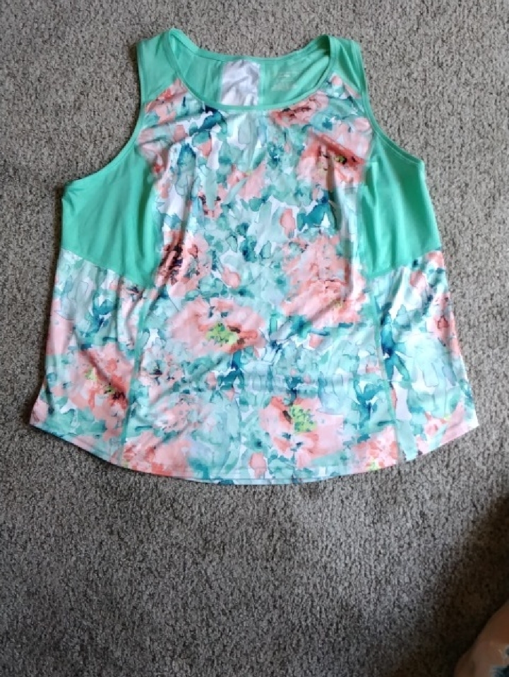 tek gear Mint Floral Scoop Neck Tank Top
